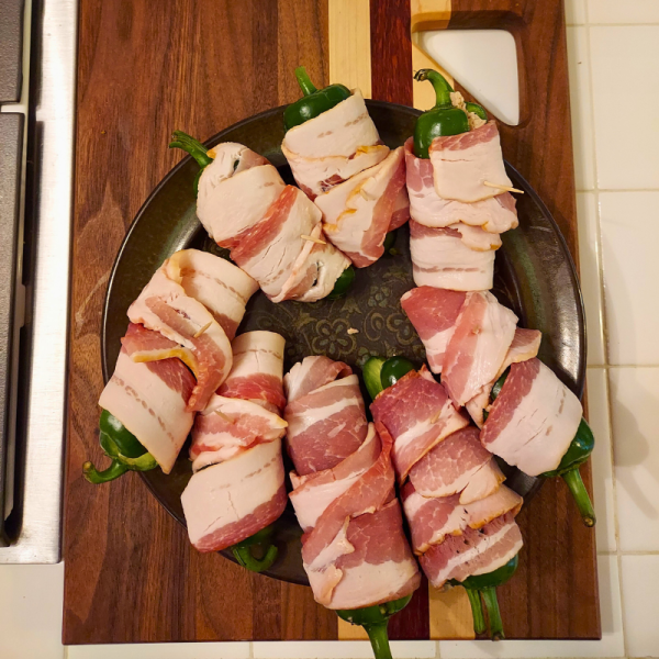 bacon wrapped stuffed jalapeno peppers with diabetic friendly seasoning